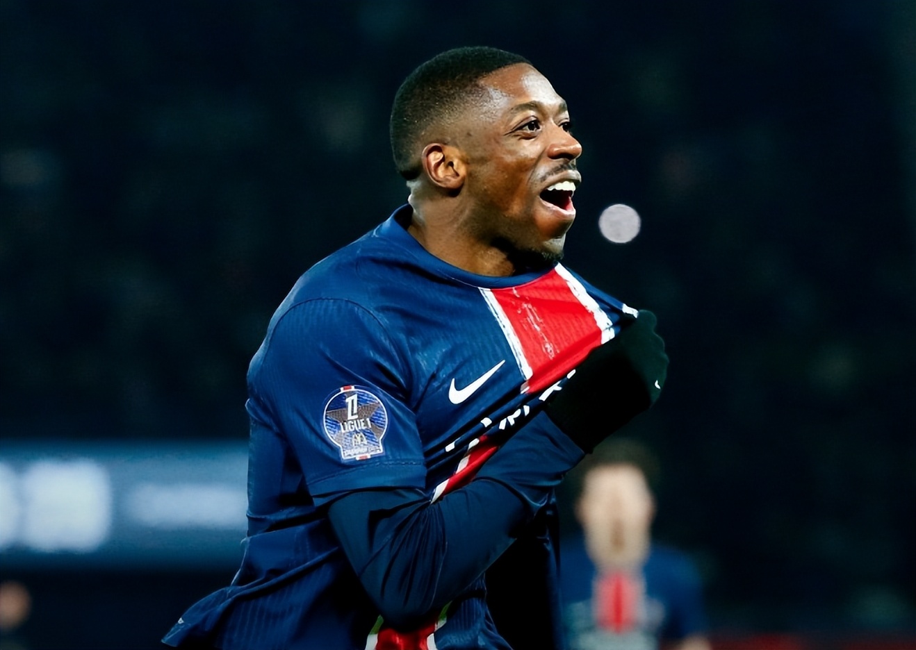 大发娱乐平台-包含巴黎圣日耳曼憾平曼城，小组头名仍有争议的词条