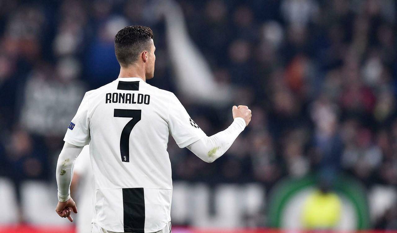 尤文图斯客场失利，卫冕之路岌岌可危(尤文图斯客场粉色球衣)